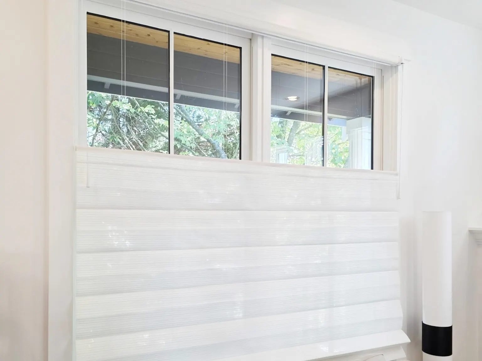 Alustra Roman Shades with Top-Down/Bottom-up in a Phinney Ridge, Seattle Living Room