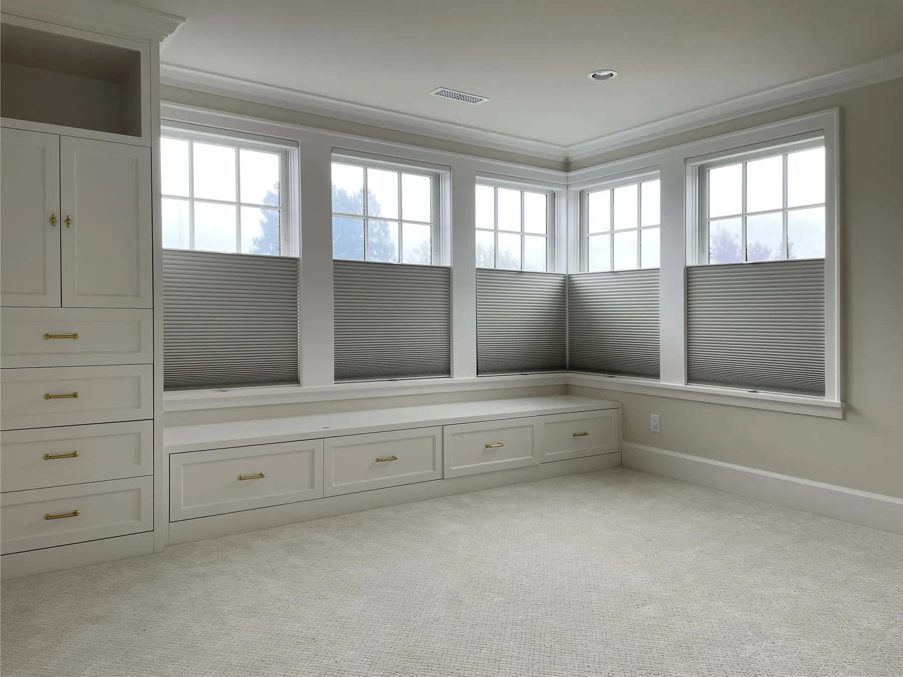 Blackout Honeycomb Shades for a Primary Bedroom in Laurelhurst, Seattle