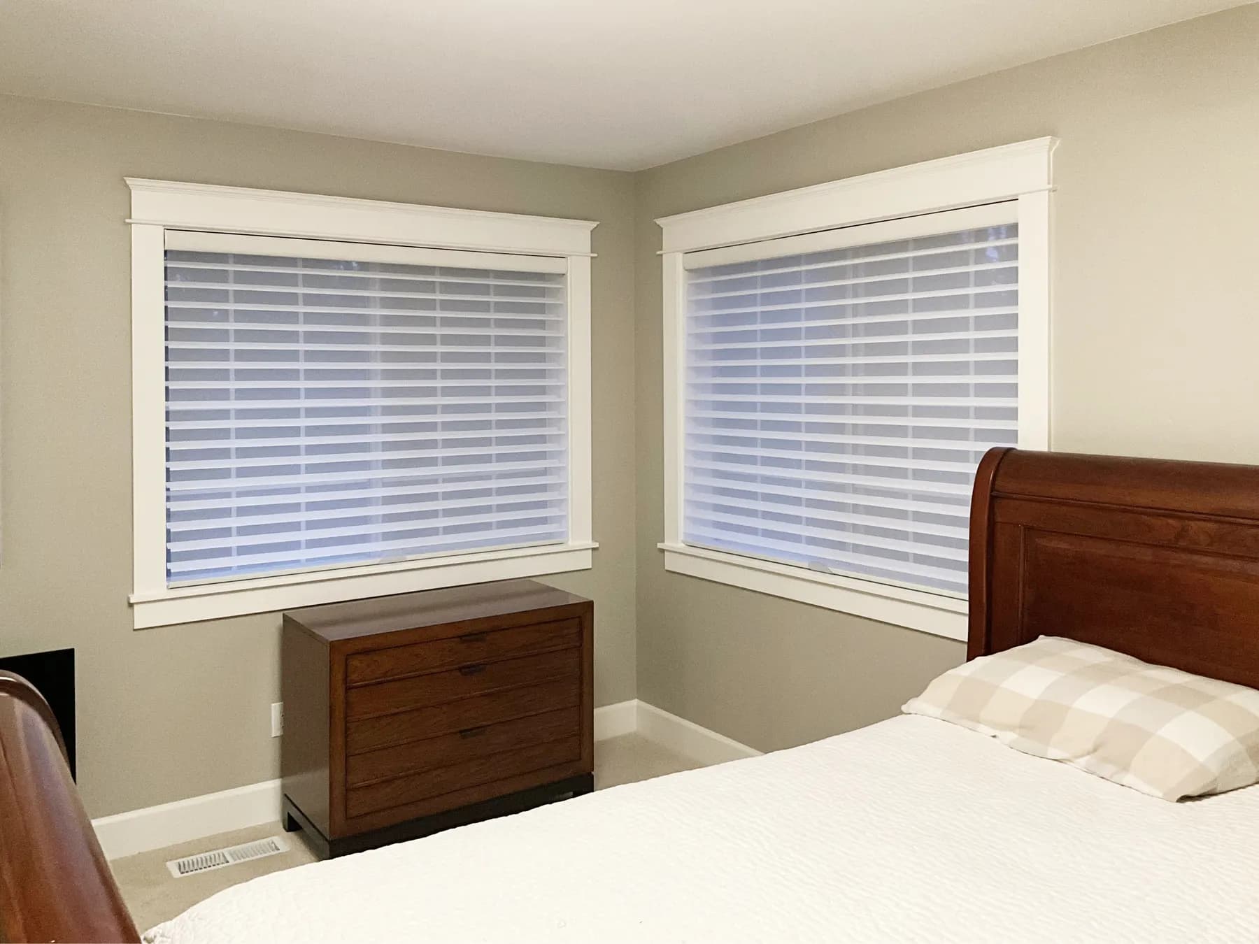 Silhouette Sheer Shades for a bedroom in Woodinville, WA