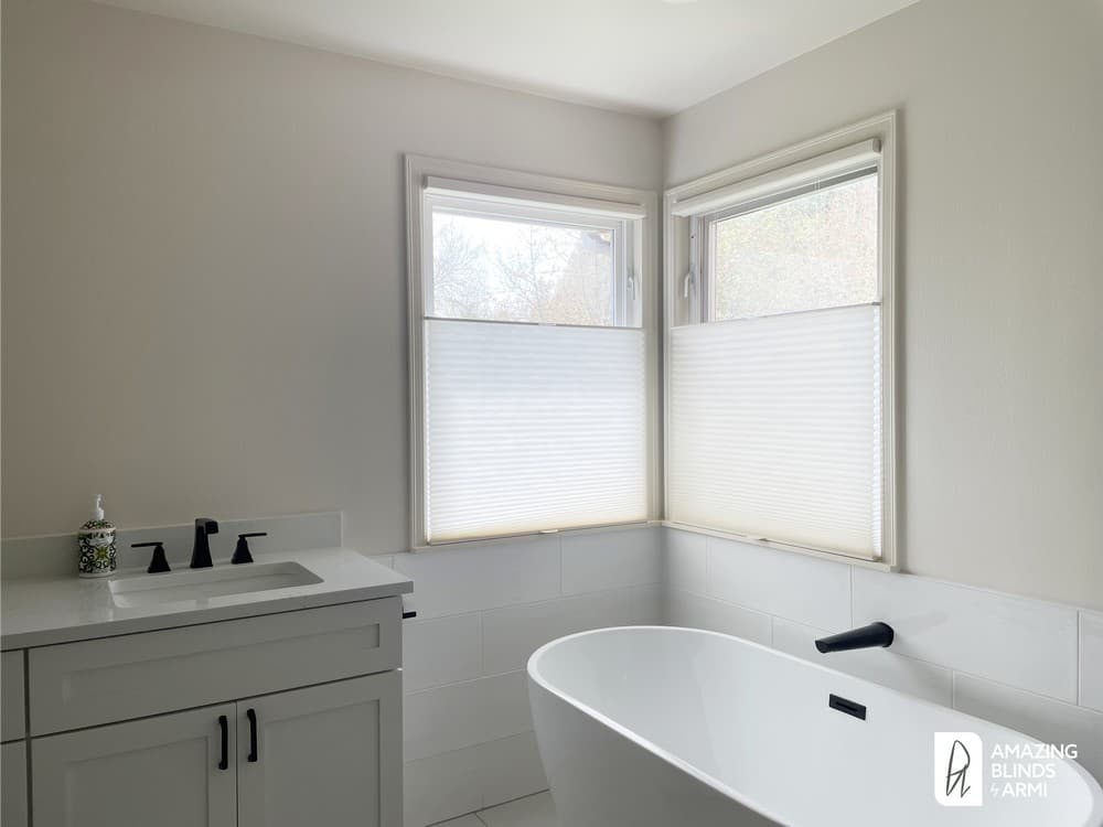 Versatile Top-Down/Bottom-Up Honeycomb Shades on SE 22nd Way in Sammamish, WA